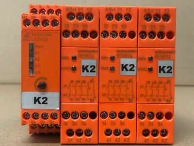 E. Dold 3x BG5924.48 0050982 Safety Relay Emergency Module SAFEMASTER LG5928.41 - photo 1 of 7