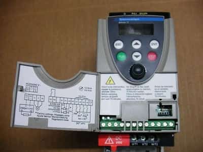 Telemecanique Altivar 11 ATV11HU05M2A - photo 1 of 6