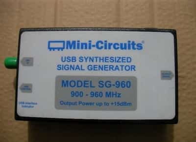 Mini Circuits SG-960 USB Synthesized Signal Generator, 900-960MHz (PICTURED) - photo 1 of 4