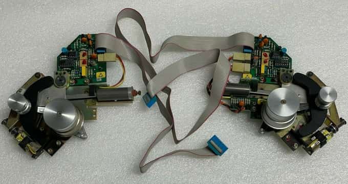 Studer A810 Tape Tension Sensor Left & Right 1.810.120.82 1.810.110.00 - photo 1 of 5