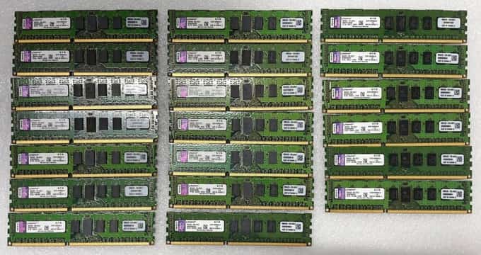 Lot of 20 Kingston KVR13R9D8/4I 4GB DDR3 1333 ECC REG Server Memory RAM - photo 1 of 4