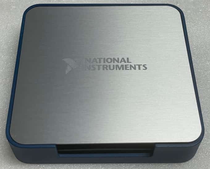 National Instruments NI SCB-68A 154137B-01L Terminal Block Breakout - photo 1 of 5