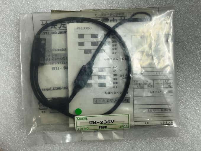 New  TAKEX UM-Z3SV UMZ3SV Photoelectric Sensor - photo 1 of 5