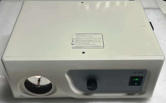 SUNOPTIC / CUDA LS  300 Xenon Lightsource System Model - XLS-300 - photo 1 of 7