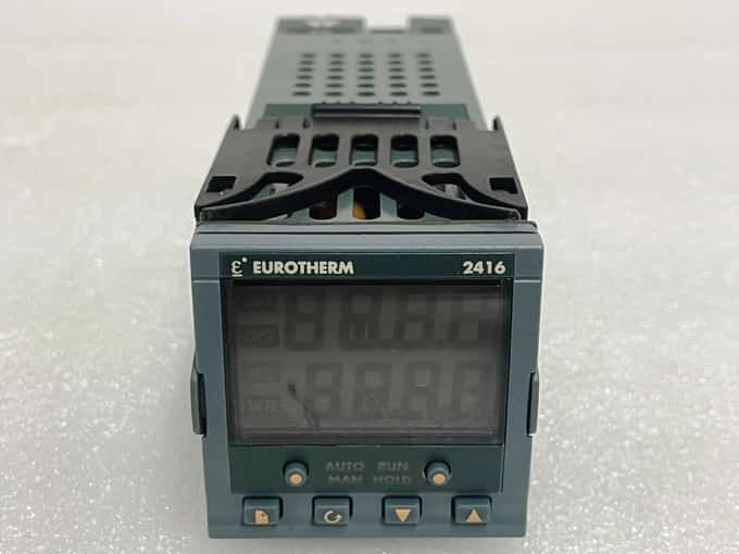 Eurotherm 2216e Temperature Controller 2216E/CC/VH/LH/XX/XX/2FM/ENG/XXXXX/XXXXXX - photo 1 of 4