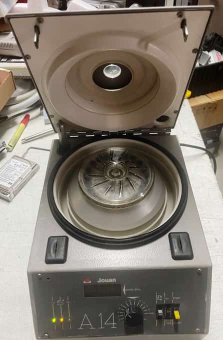 JOUAN centrifuge benchtop centrifuge laboratory centrifuge type A-14 - photo 1 of 8