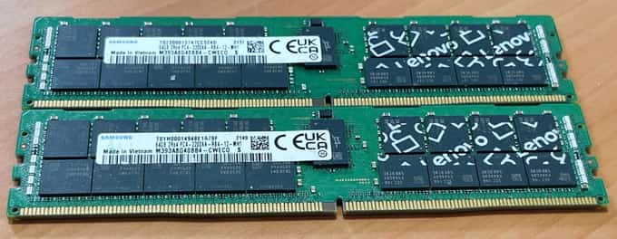 LOT OF 2 - Samsung M393A8G40AB2-CWE 64GB PC4-25600 DDR4-3200MHZ 2RX4 (AS-IS) - photo 1 of 3