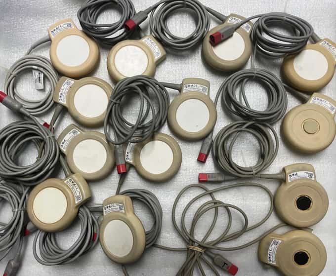 LOT OF 13 - Original Philips M2734A Toco Transducer Probe 8Pin (AS-IS) - photo 1 of 7