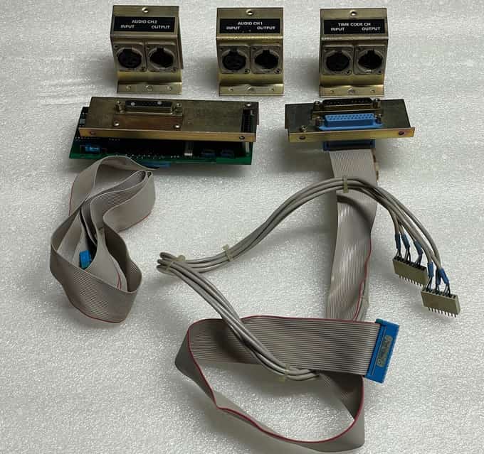 LOT OF STUDER A810 I/O PARTS 1.810.738.00 1.810.190.00 1.810.195.00 - photo 1 of 7