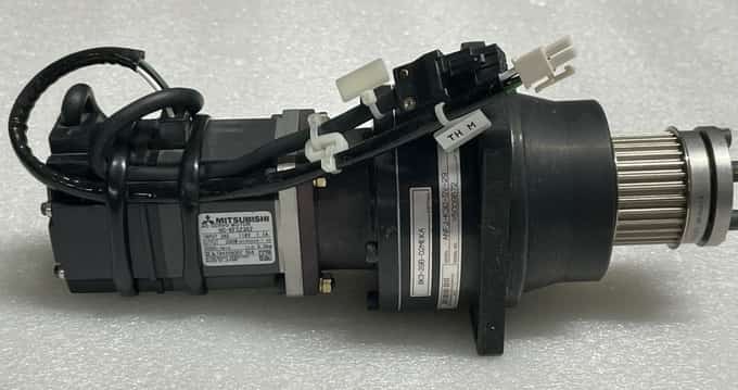 MITSUBISHI HC-KFS23G2 Servo Motor w/ SUMITOMO IB-SERIES MC-DRIVE ANFJ-L30-SV-29 - photo 1 of 8