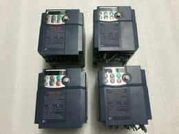 LOT OF 4 - Fuji Electric Frenic-Mini Inverter FRN1.5C1S-2FJ5 3PH 200-240V
