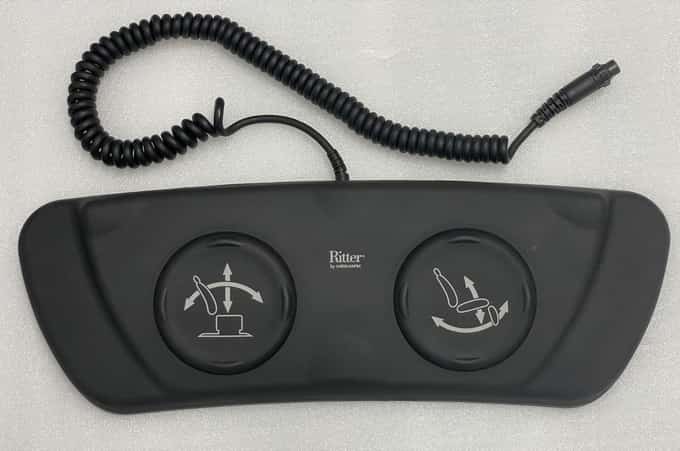 Ritter Midmark PXI1  P/N 061-0792-00 Footswitch for Table, Corded Foot Control - photo 1 of 10