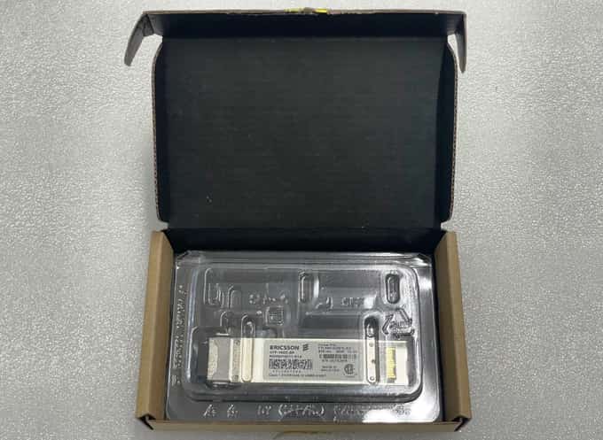 Ericsson FTLX8512D3BTL-EQ XFP-10GE-SR - photo 1 of 5