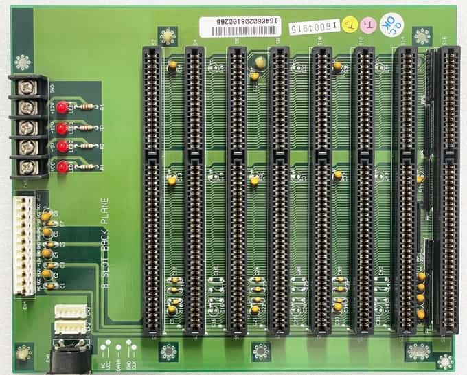 1904602300 8 Slot Back Plane Board - photo 1 of 5