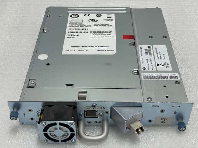 695110-001 HP LTO-5 HH ULTRIUM 3000 8GB FIBER CHANNEL TAPE DRIVE FOR MSL SERIES - photo 1 of 5