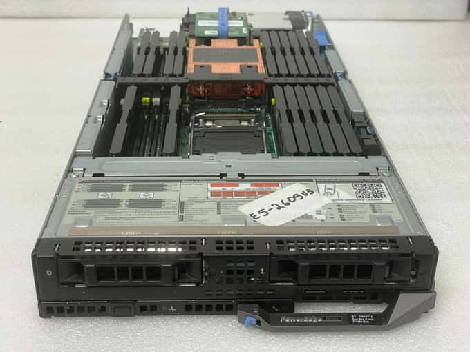 Dell Poweredge FC630 Blade Server CTO Chassis (1) E5-2609 V3 CPU, No HDD, No RAM - photo 1 of 6