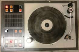 Vintage EMT 950 Professional Broadcast Turntable