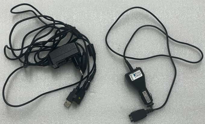 Lot of 2 Wall and Car Charger set for Pidion Bluebird BM-150R PDA/Phone - photo 1 of 5