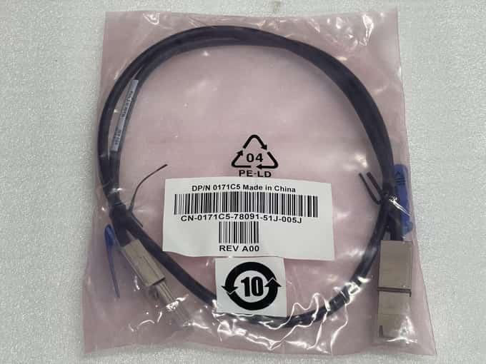 Dell PowerVault CN-0171C5-78091-51J-005J A00 1M Cable - P/N:0171C5 - photo 1 of 5