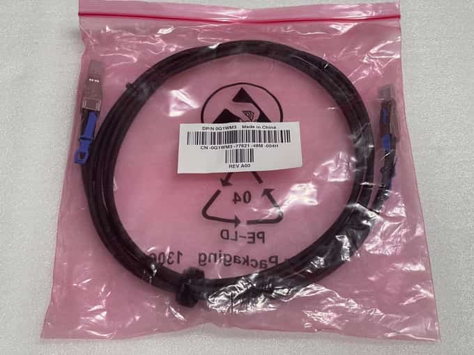Serial Attached Scsi 12Gb/s HD Mini-SAS Cable SFF-8644 Dell G1WM3 0G1WM3 - photo 1 of 5