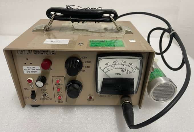 Ludlum Model 177 Benchtop Counter - photo 1 of 11