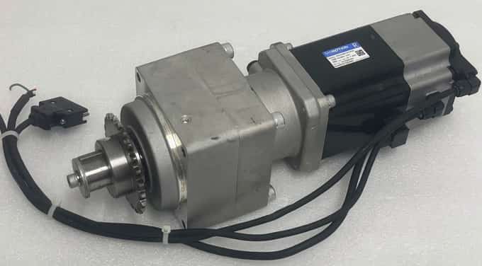 SANYO DENKI R2AA08075FCP00M MOTOR W/ NIDEC CORP VRSFS-15D-750 / VRSFS15D750 - photo 1 of 8