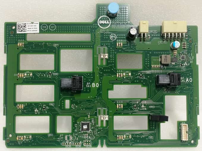 Dell 70YDP PowerEdge T330 8-Bay 3.5" HDD SAS Backplane - photo 1 of 5