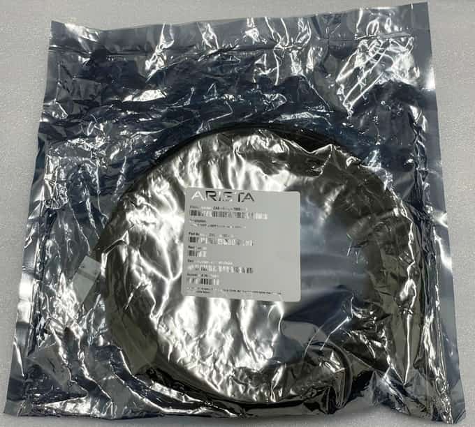 Arista CAB-QQ-100G-5M 100GbE QSFP to QSFP twinax copper cable 5m CBL-10197-20 - photo 1 of 5