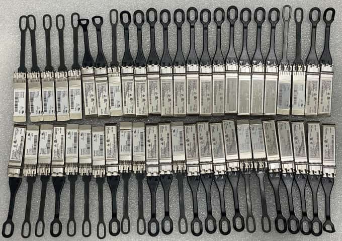 Lot of 48 x Brocade 570000088-01 16gb SFP Transceiver Module - photo 1 of 7
